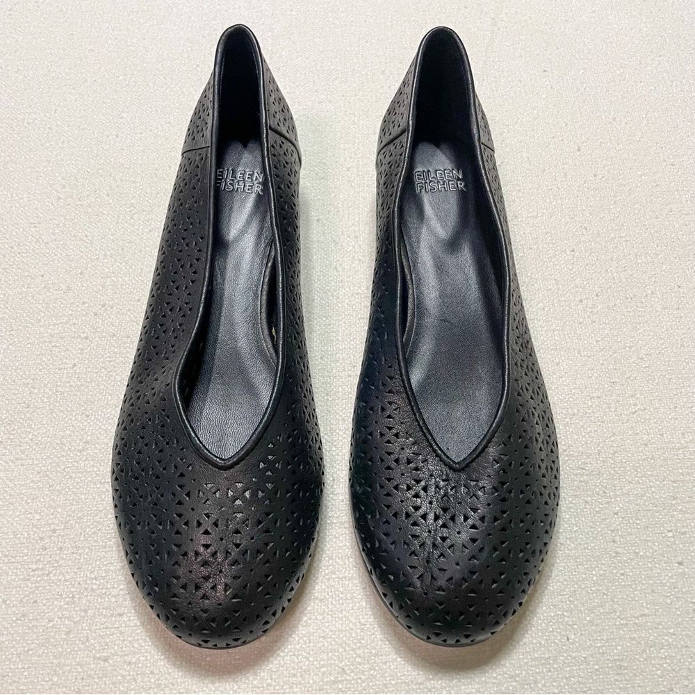 Eileen Fisher Black Perforated Leather Almond Toe Slip On Flats Size 8.5 Ballet